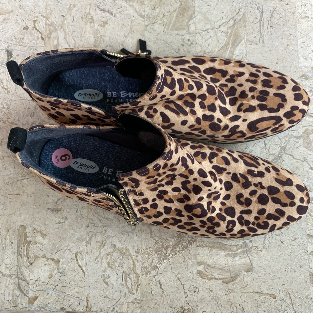 Rate Zip Ankle Bootie Animal Print Liw Heel Almond Toe Size 9M